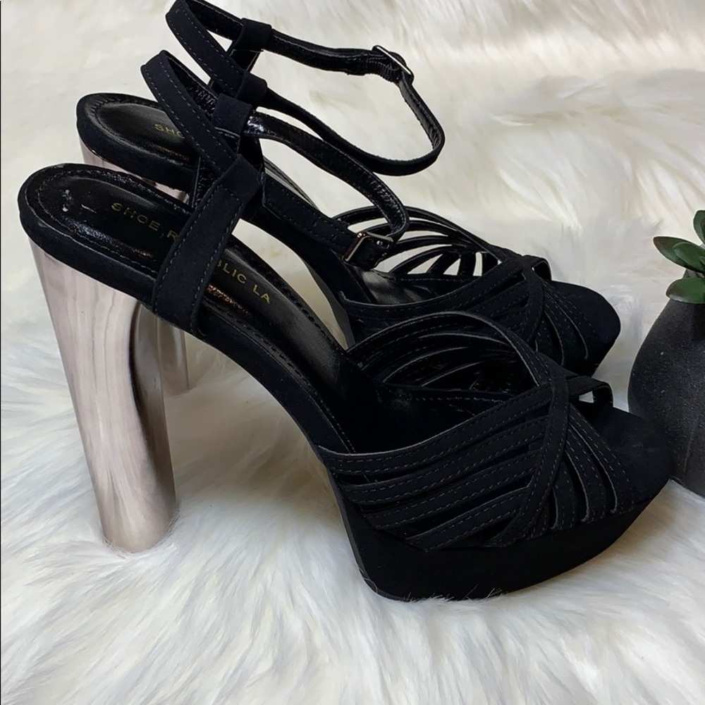 SHOE REPUBLIC LA SHOES